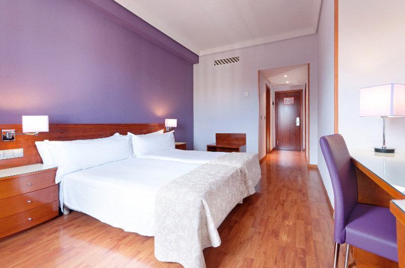 Hotel Madrid Centro, Affiliated By Melia Exterior photo