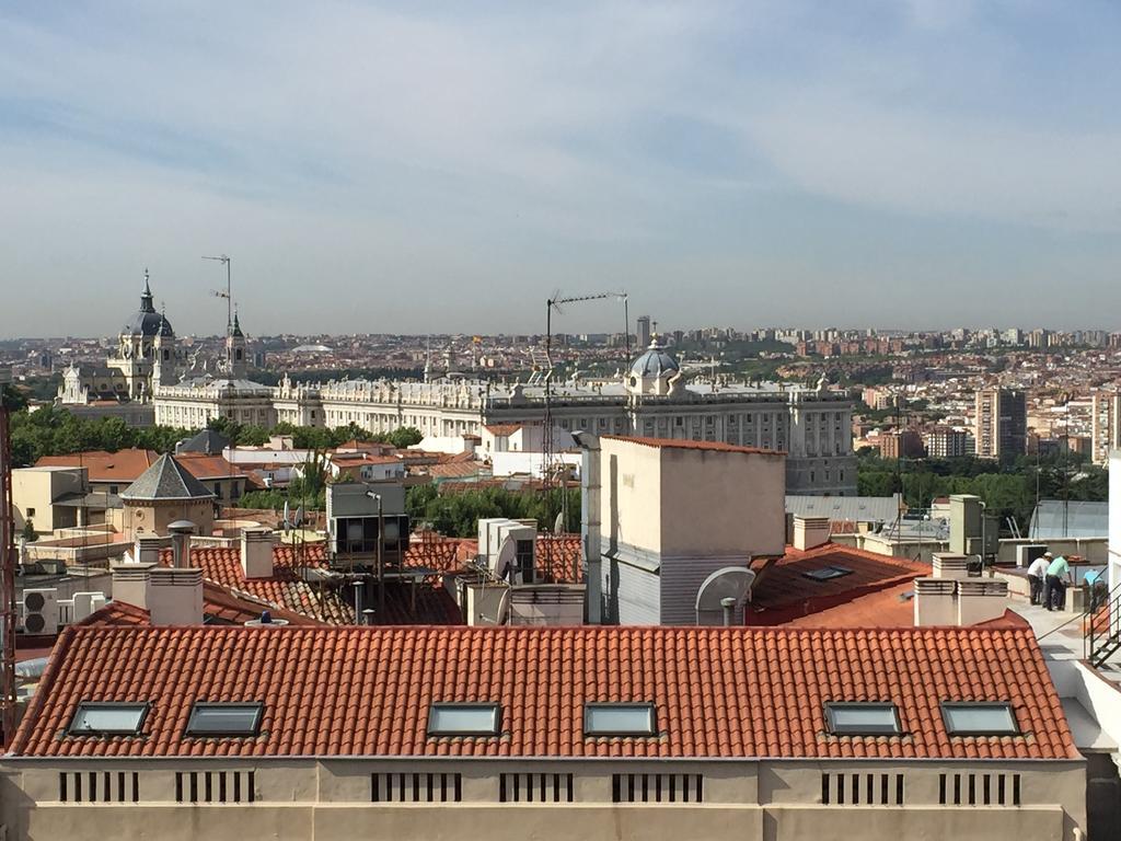 Hotel Madrid Centro, Affiliated By Melia Exterior photo