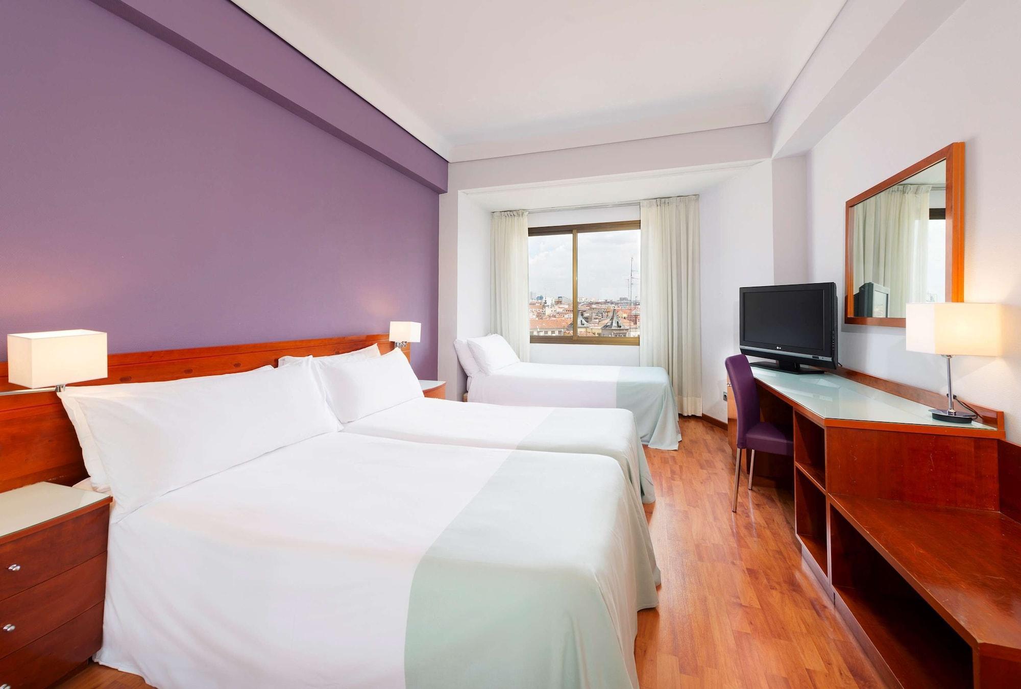 Hotel Madrid Centro, Affiliated By Melia Exterior photo