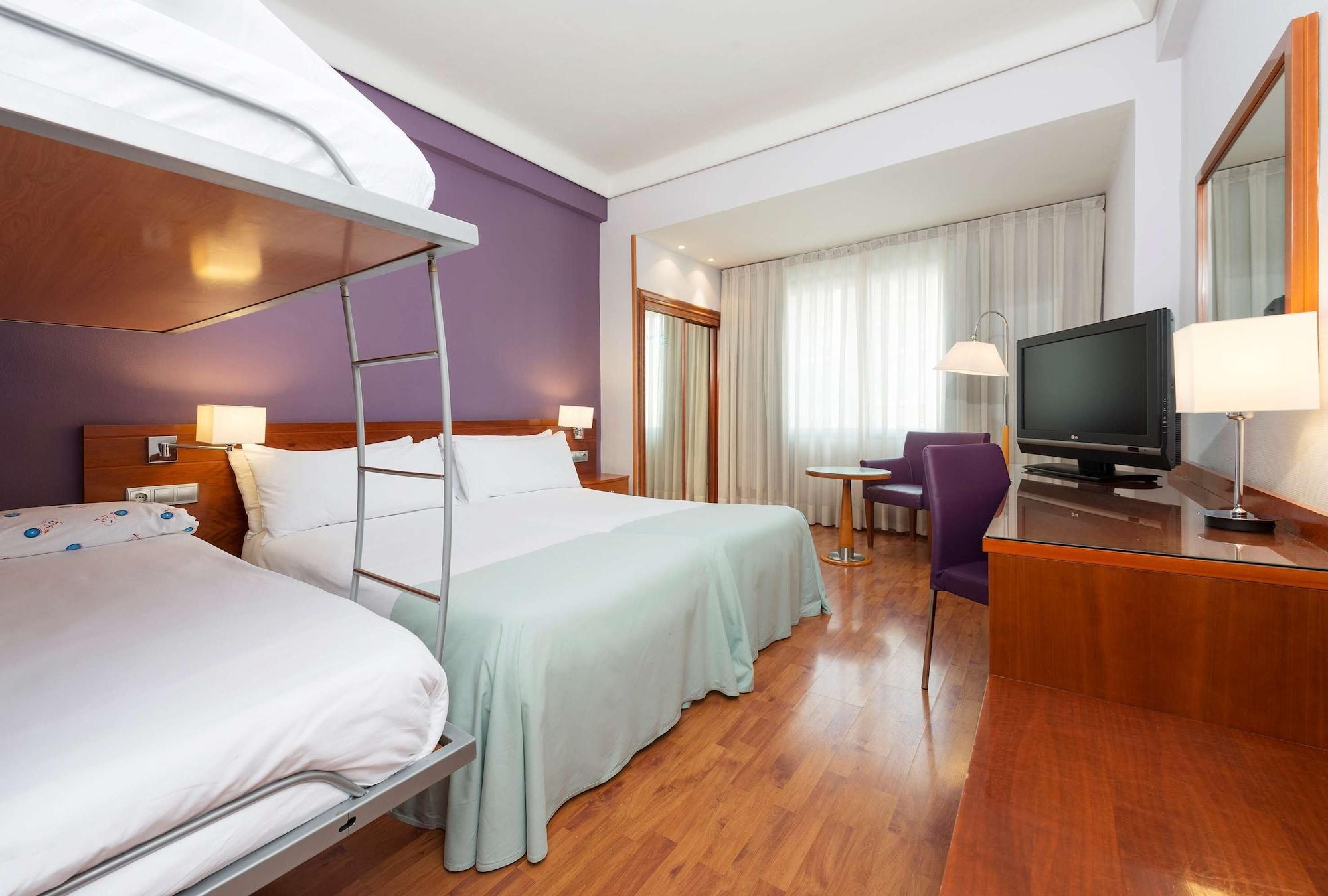 Hotel Madrid Centro, Affiliated By Melia Exterior photo