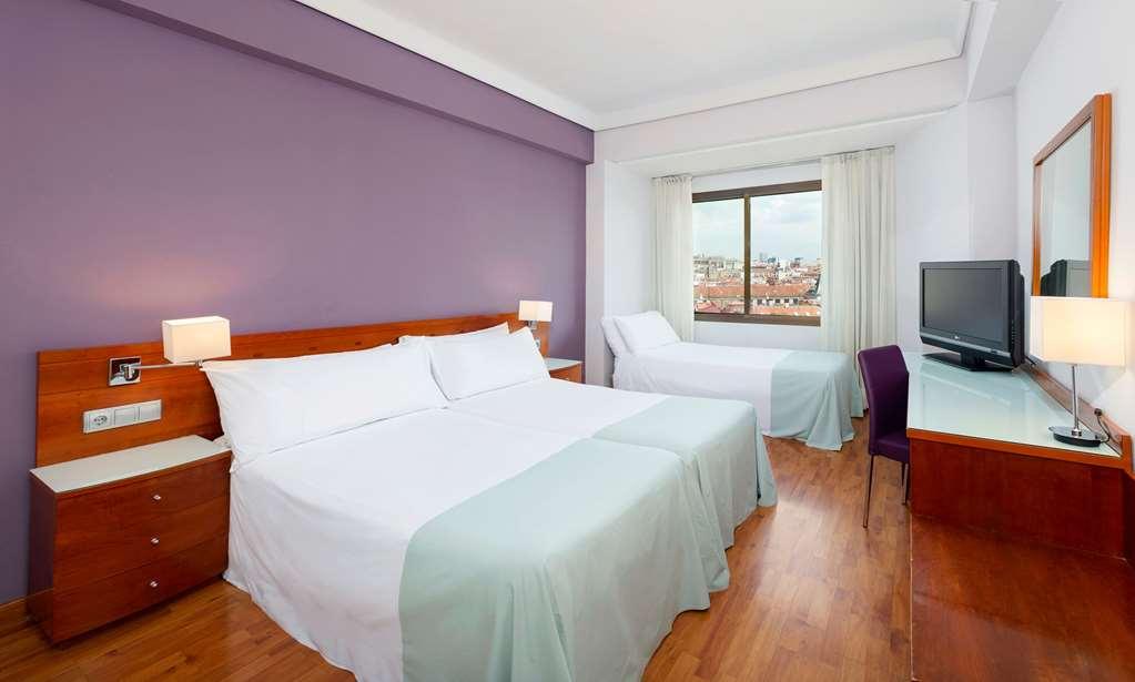Hotel Madrid Centro, Affiliated By Melia Room photo