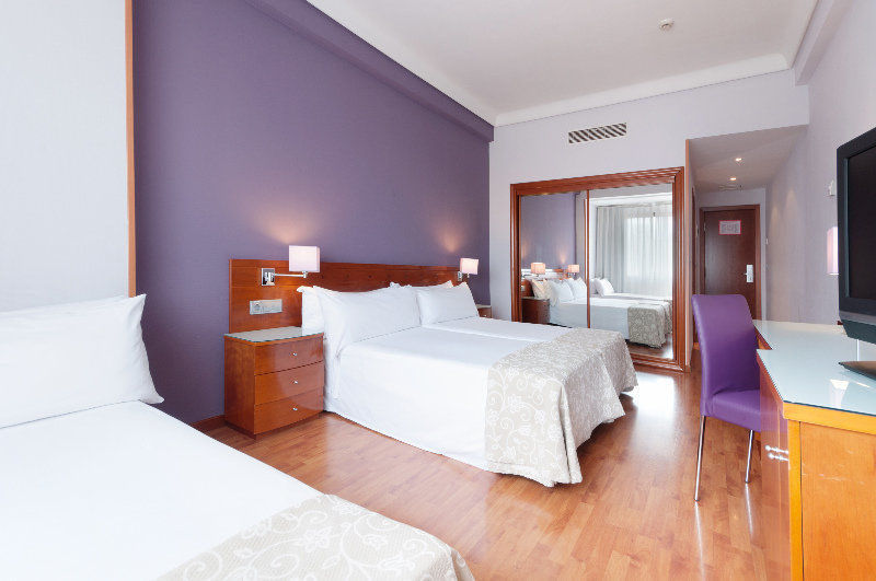 Hotel Madrid Centro, Affiliated By Melia Exterior photo