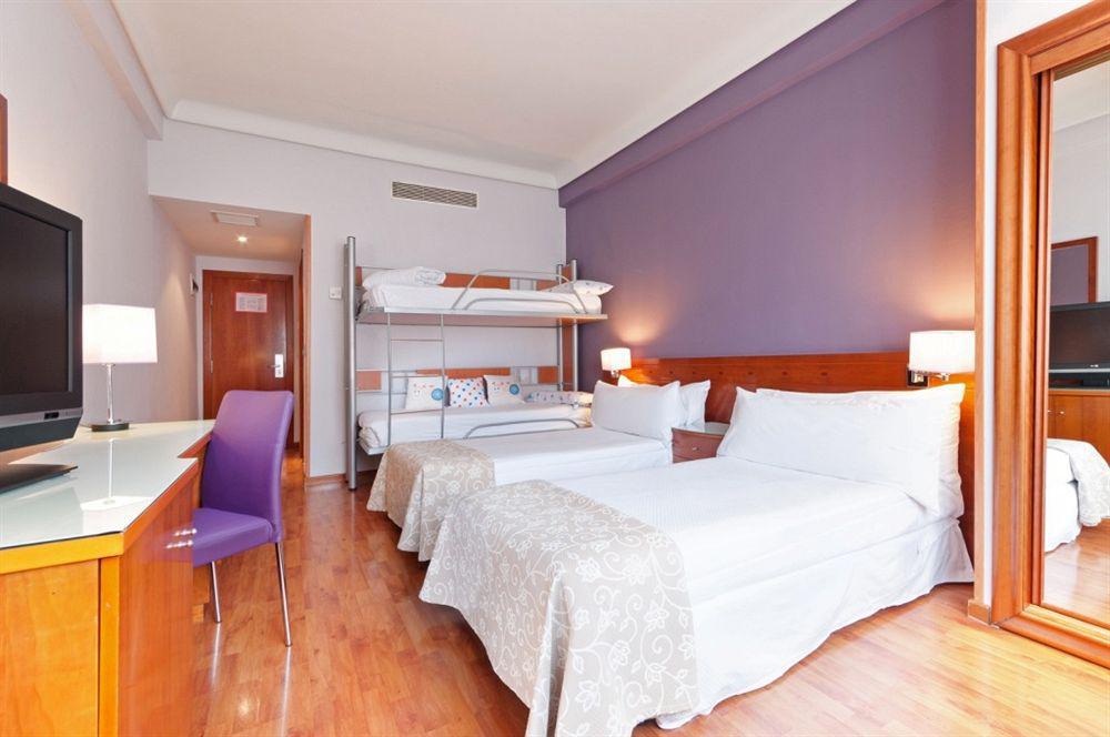 Hotel Madrid Centro, Affiliated By Melia Exterior photo